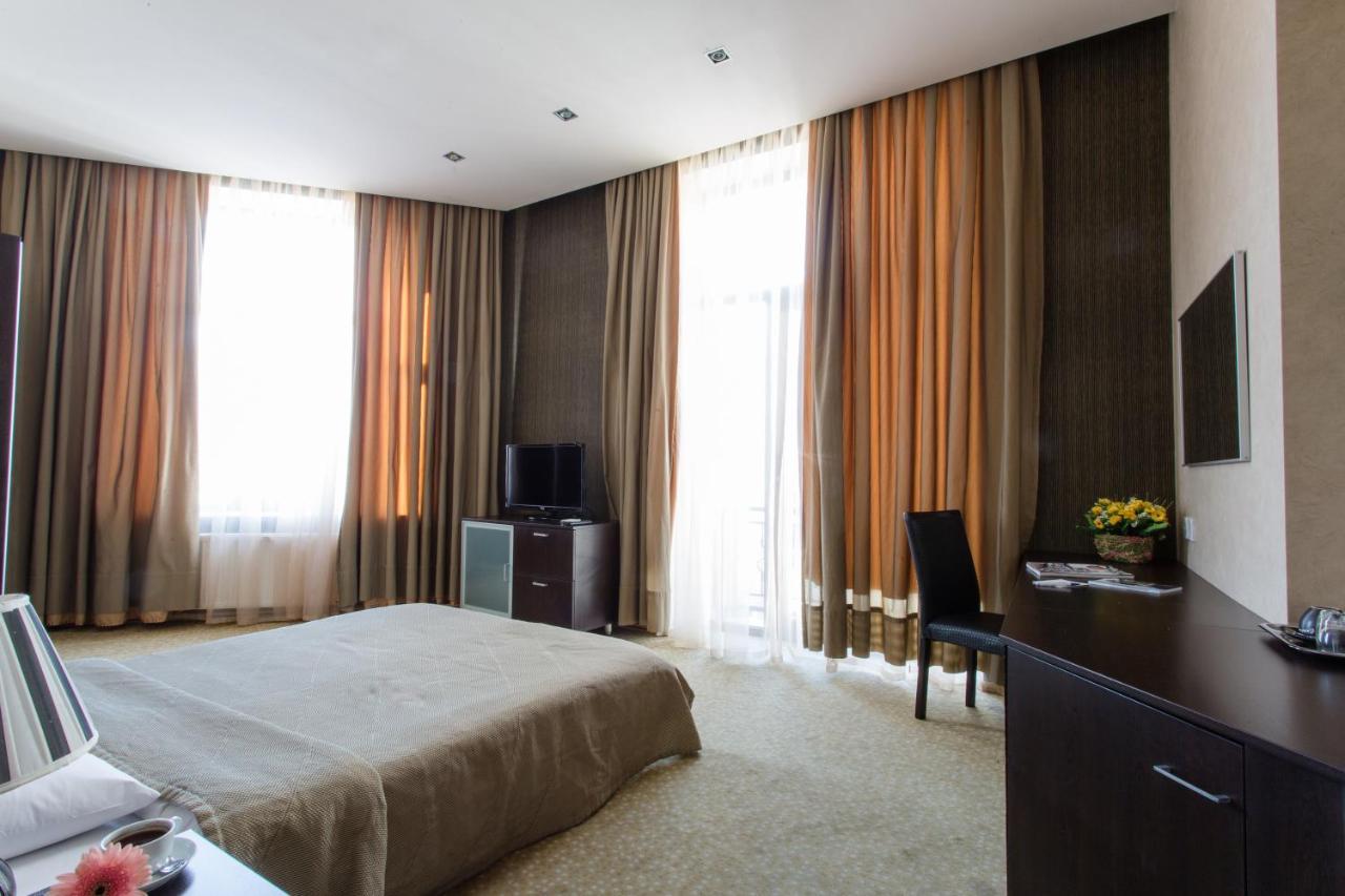 Austin Hotel 巴库 外观 照片