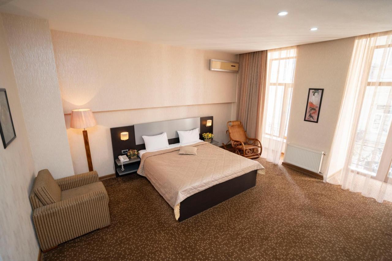 Austin Hotel 巴库 外观 照片